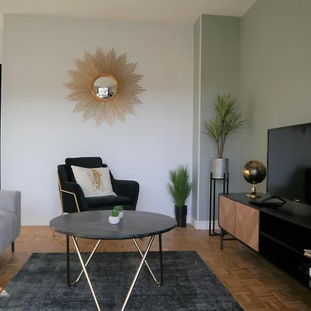 Le Celeste 113 - Deux Apartment