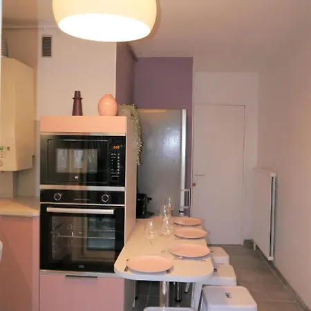 Le Celeste 113 - Deux Apartment